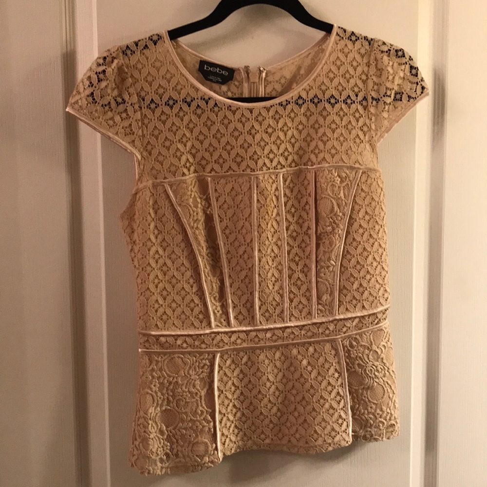 Bebe M nude lace top